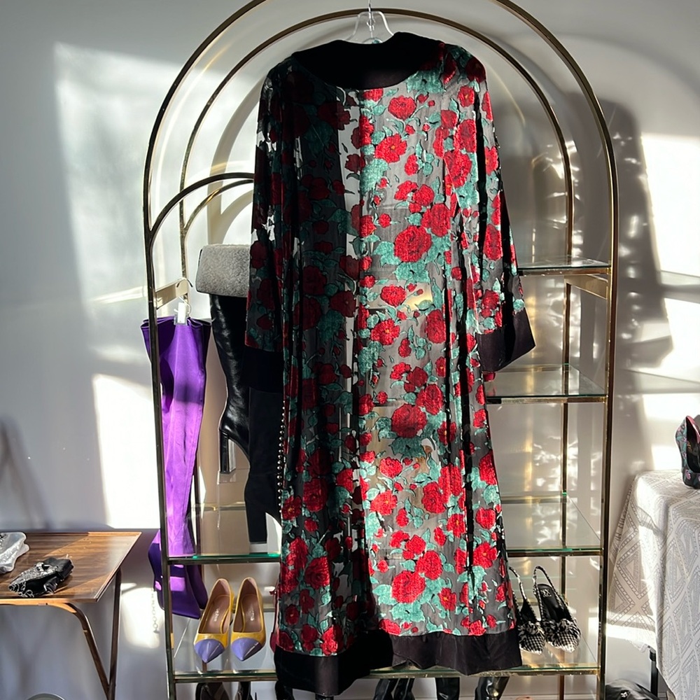 Sheer Rose Robe - Picture 5 of 5